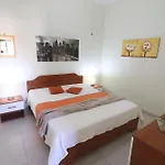 Casa Lucia A 4 Posti Apartamento *