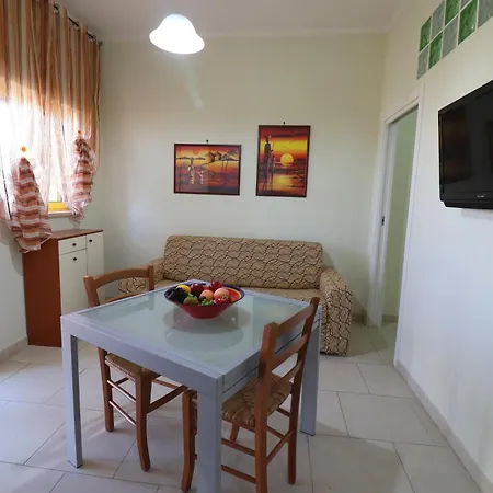 Casa Lucia A 4 Posti Lejlighed *